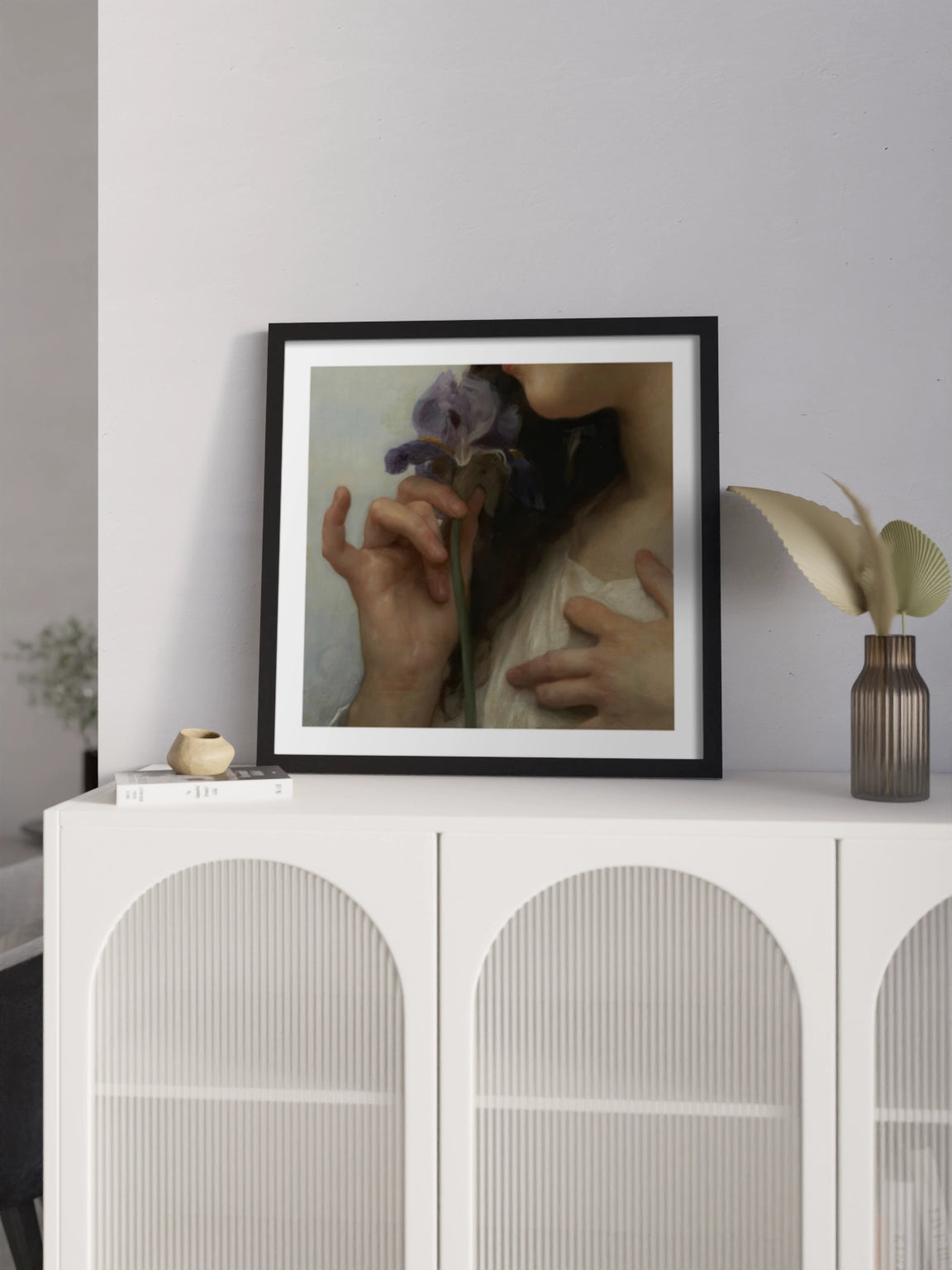 Картина "Жінка з ірисом" Вільям Бугро