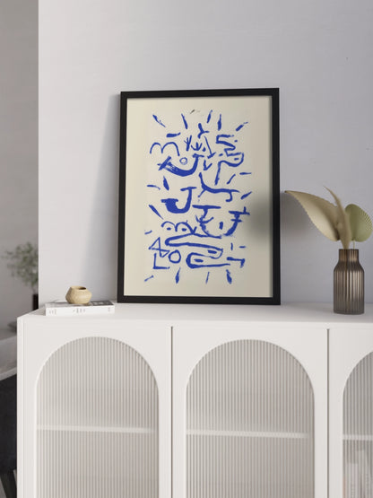 Абстракція синя на бежевому фоні