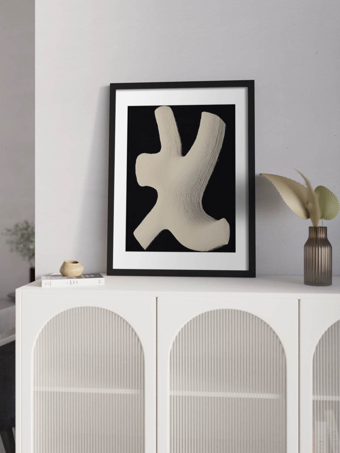 Картина "Біла форма на чорому" Мінімалізм Абстракція №2